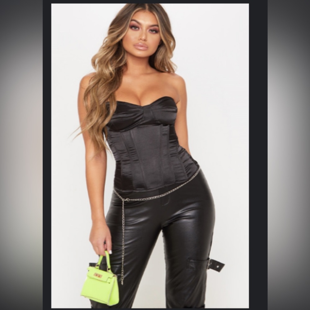 BLACK ZIPPER CORSET TOP
